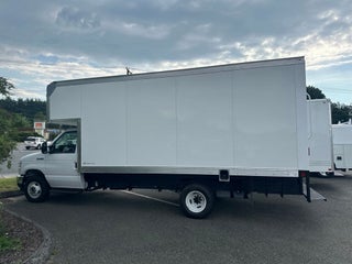 2027 Ford E-450SD Base DRW