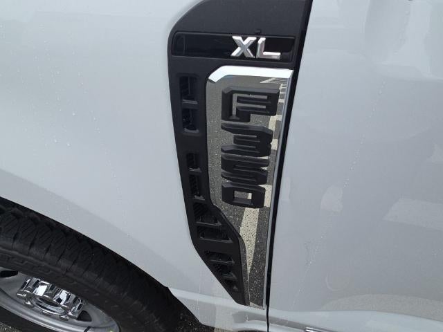 2025 Ford F-350SD XL