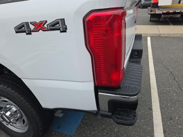 2025 Ford F-350SD XL