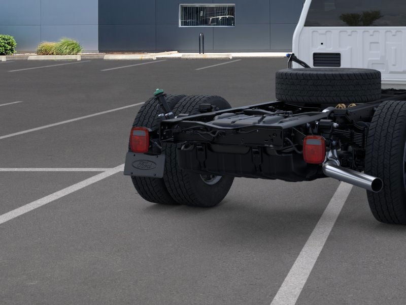 2025 Ford F-600SD XL SWITCH AND GO