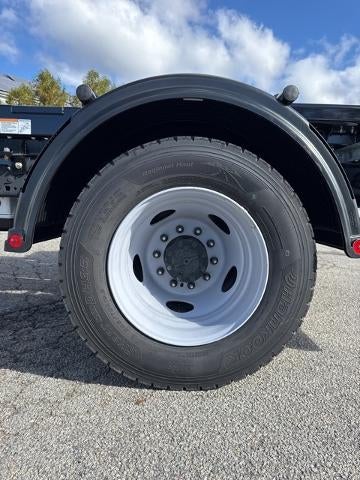 2025 Ford F-600SD XL