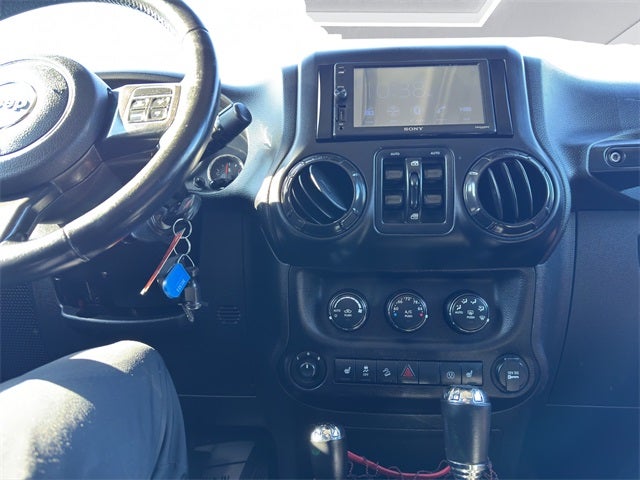 2017 Jeep Wrangler Unlimited Rubicon Recon