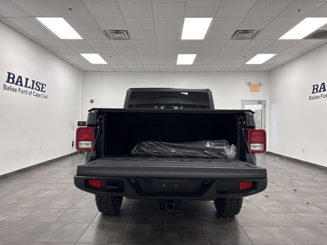 2022 Jeep Gladiator Willys photo 3