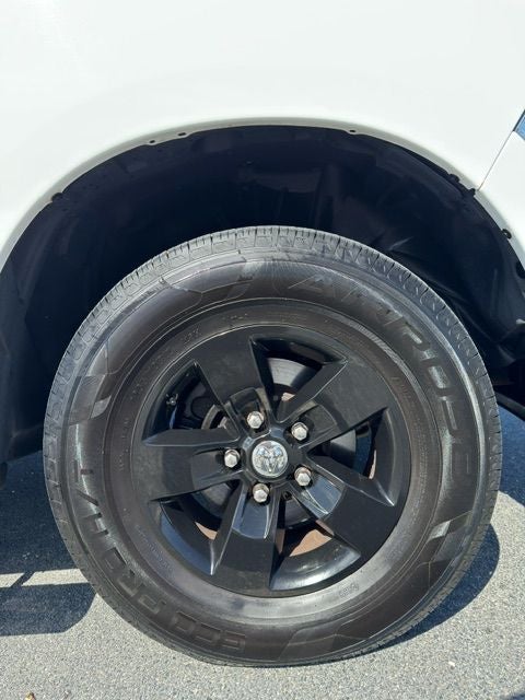 2017 RAM 1500 Express