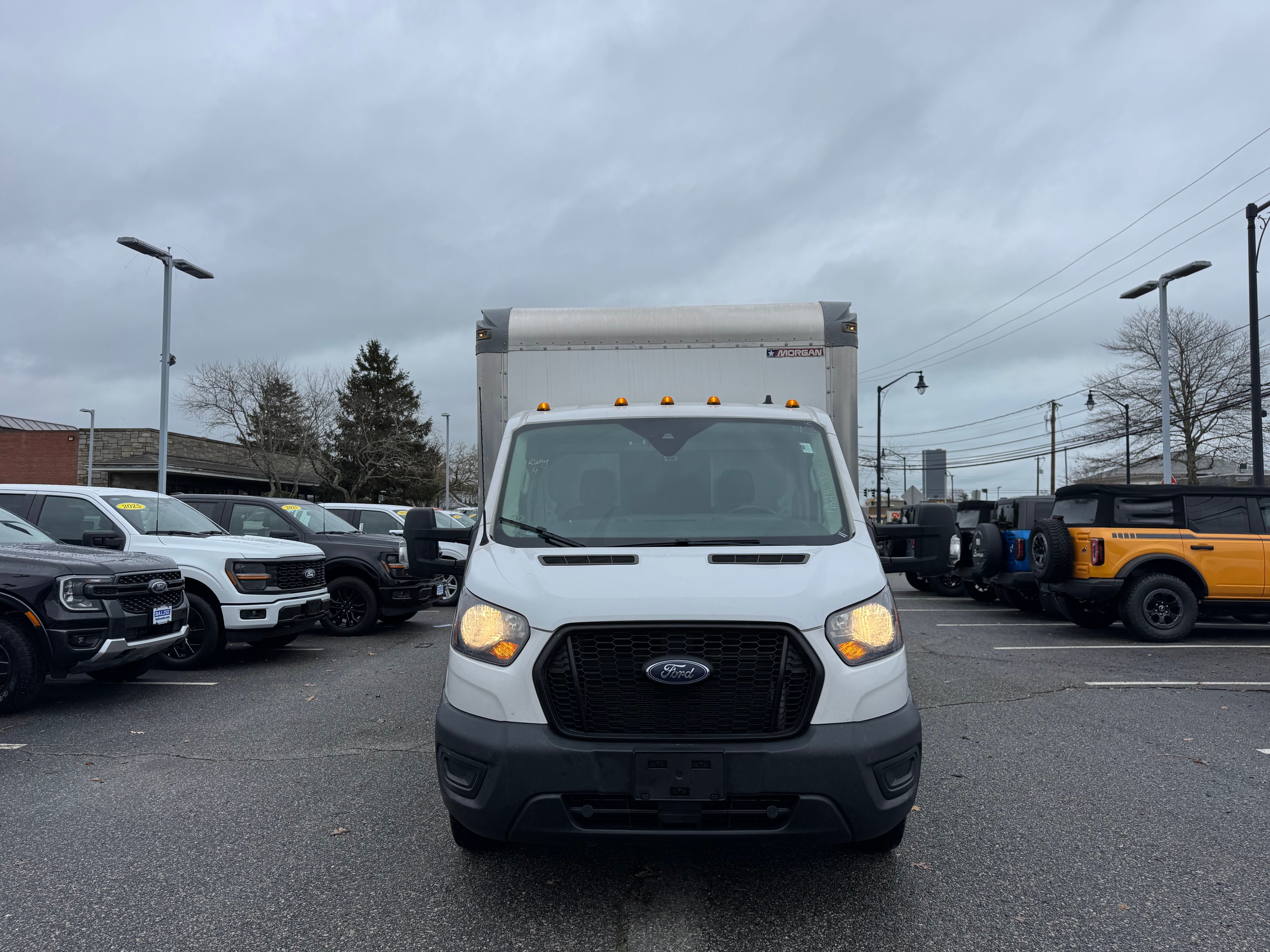 2022 Ford Transit-350 Base BOX TRUCK
