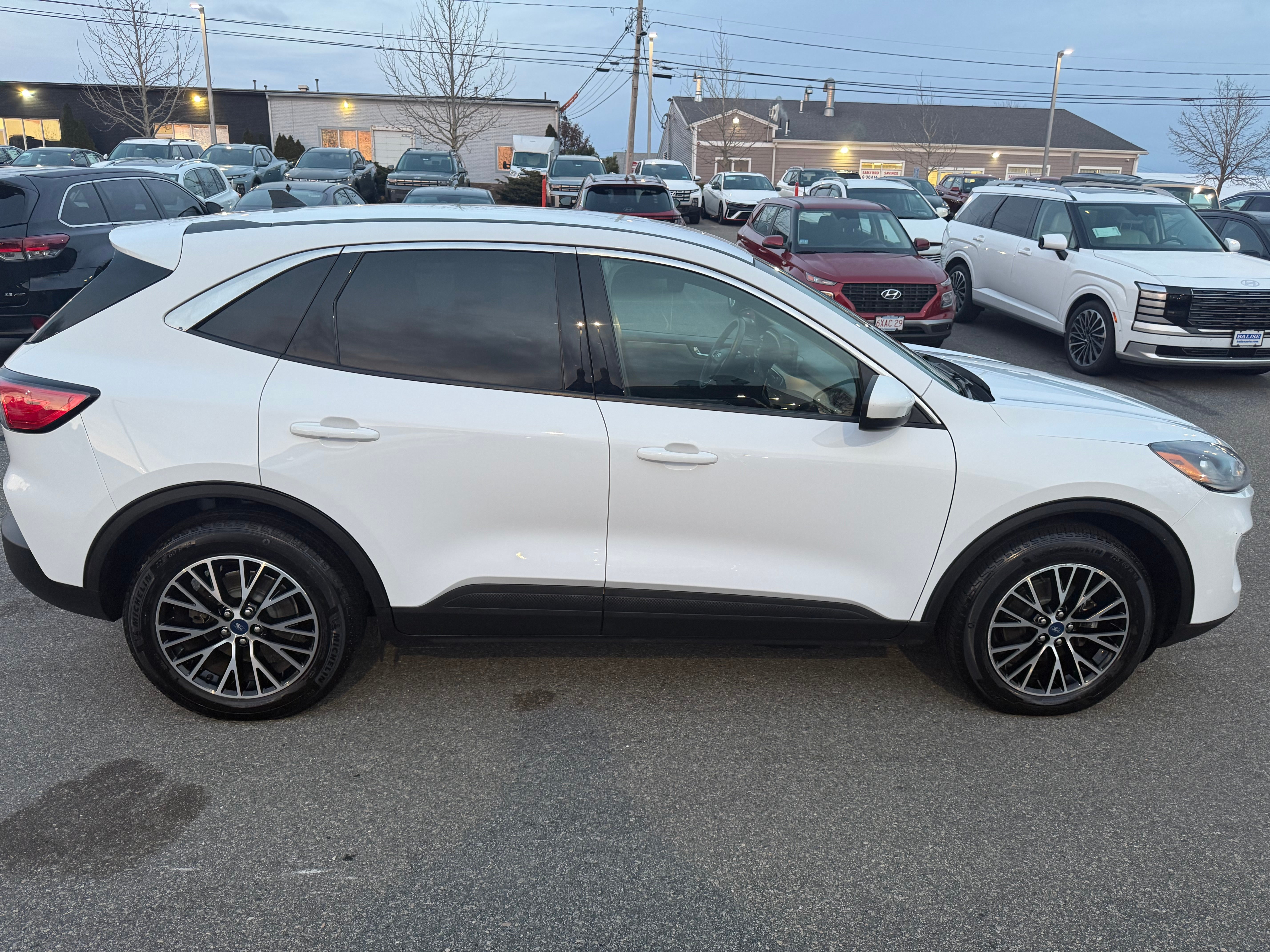 2021 Ford Escape Plug-In Hybrid SE