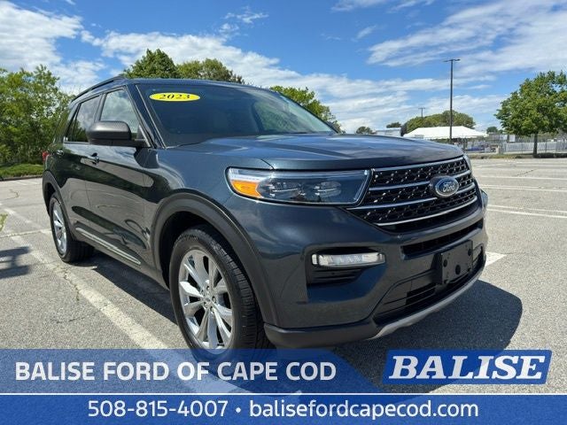 2023 Ford Explorer XLT 4WD's photo