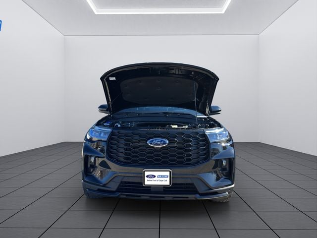 2025 Ford Explorer ST-Line RWD