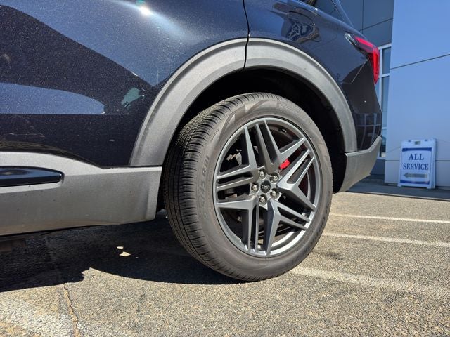 2025 Ford Explorer ST-Line RWD