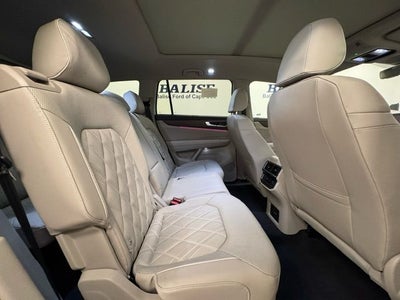 2025 Volkswagen Atlas 2.0T SEL Premium R-Line