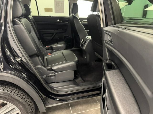 2019 Volkswagen Atlas 3.6L V6 SEL R-Line R-Line