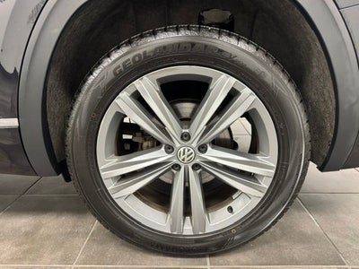 2019 Volkswagen Atlas 3.6L V6 SEL R-Line R-Line