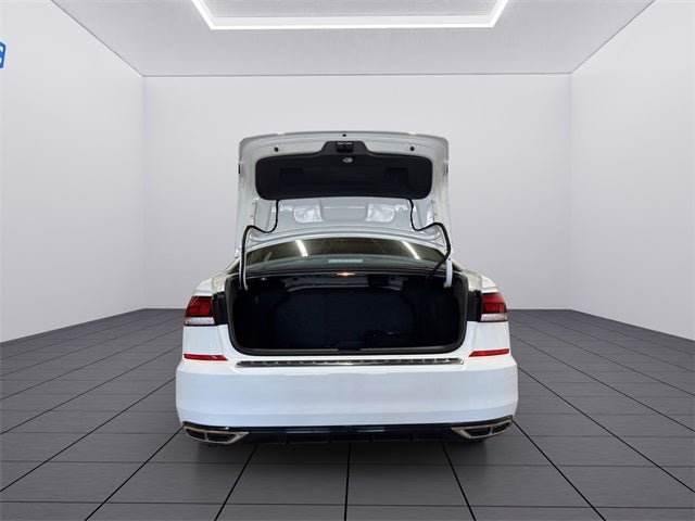 2020 Volkswagen Passat 2.0T R-Line