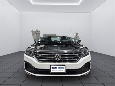 2020 Volkswagen Passat 2.0T R-Line