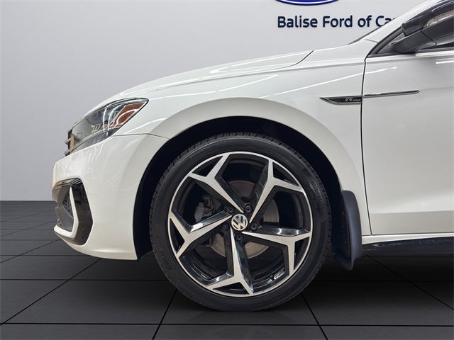 2020 Volkswagen Passat 2.0T R-Line