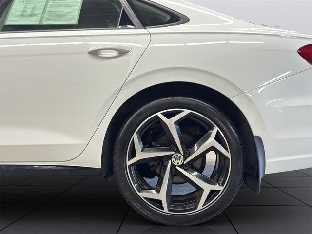 2020 Volkswagen Passat 2.0T R-Line