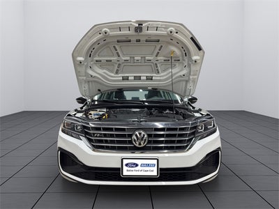 2020 Volkswagen Passat 2.0T R-Line
