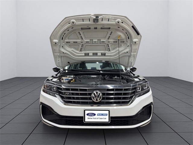 2020 Volkswagen Passat 2.0T R-Line