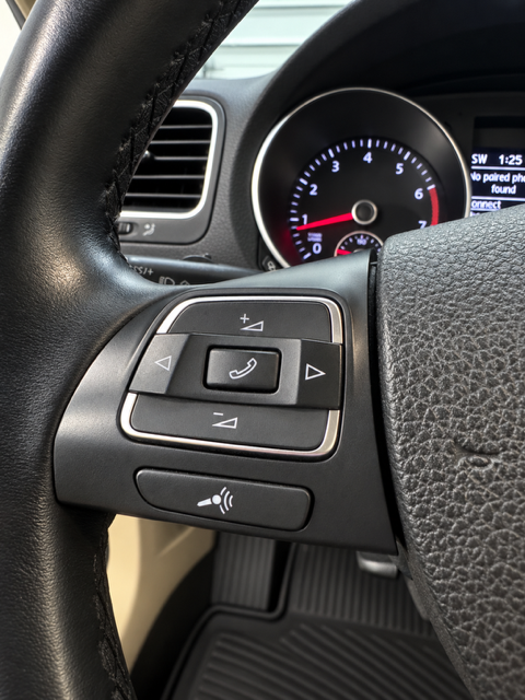 2014 Volkswagen Jetta SportWagen 2.5L SE