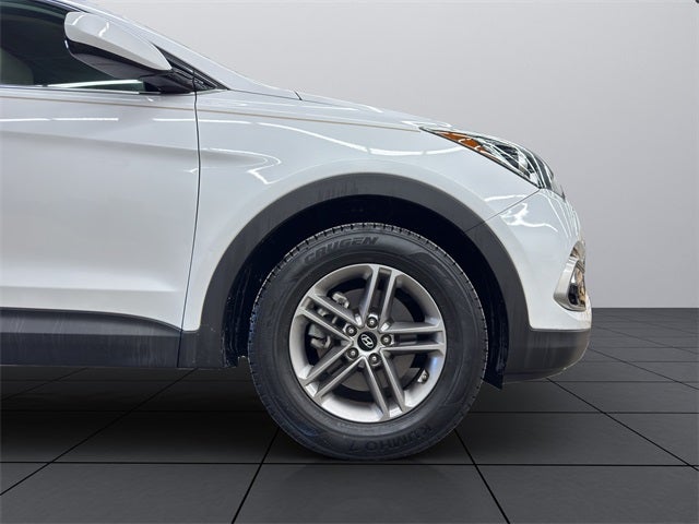 2017 Hyundai Santa Fe Sport 2.4 Base