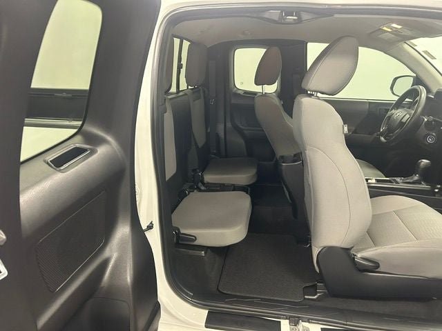 2016 Toyota Tacoma SR RWD
