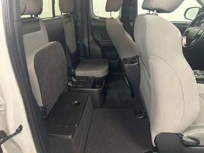 2016 Toyota Tacoma SR RWD