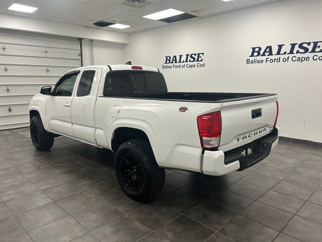2016 Toyota Tacoma SR RWD