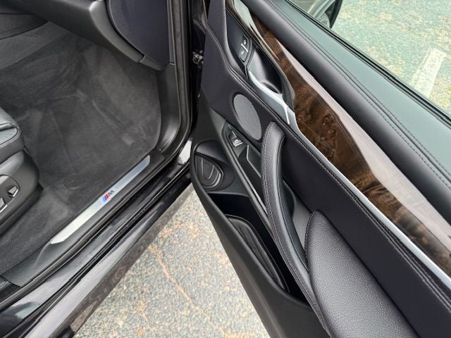 2018 BMW X5 xDrive50i M-SPORT PKG