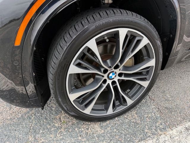 2018 BMW X5 xDrive50i M-SPORT PKG