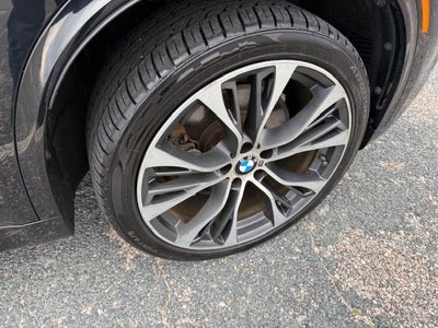 2018 BMW X5 xDrive50i M-SPORT PKG