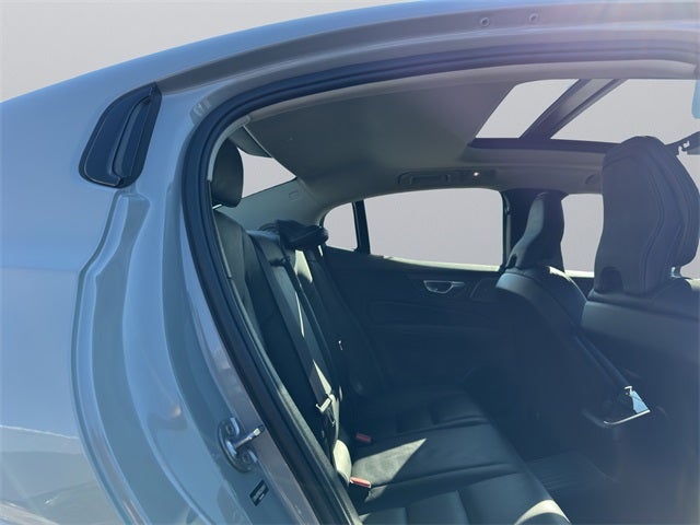 2025 Volvo S60 Plug-In Hybrid T8 Ultra