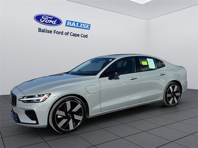 2025 Volvo S60 Plug-In Hybrid T8 Ultra
