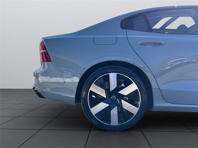 2025 Volvo S60 Plug-In Hybrid T8 Ultra