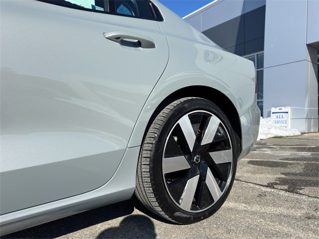 2025 Volvo S60 Plug-In Hybrid T8 Ultra