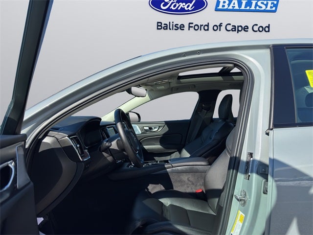 2025 Volvo S60 Plug-In Hybrid T8 Ultra