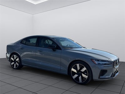 2025 Volvo S60 Plug-In Hybrid T8 Ultra