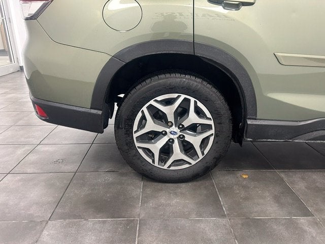 2021 Subaru Forester Premium Premium