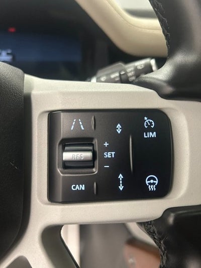 2024 Land Rover Defender 110 S