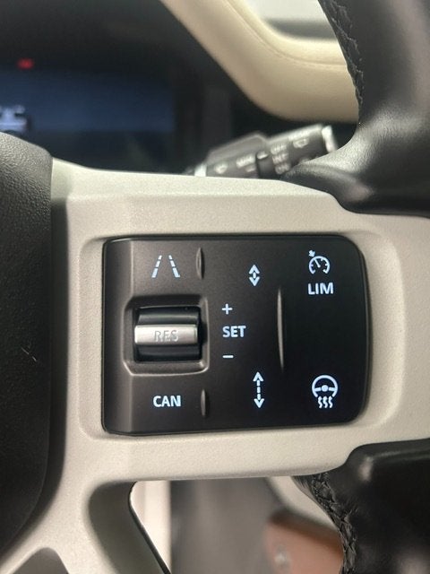 2024 Land Rover Defender 110 S
