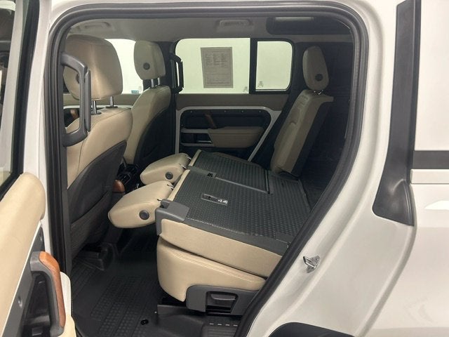2024 Land Rover Defender 110 S