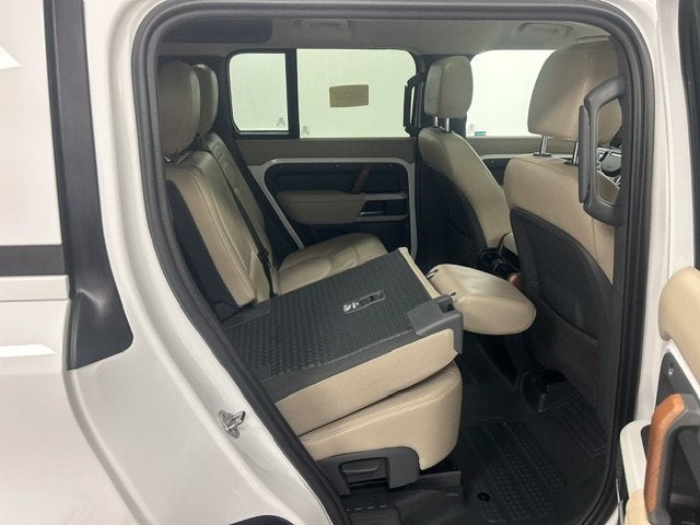 2024 Land Rover Defender 110 S