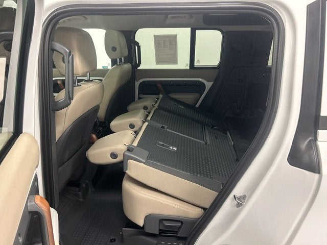 2024 Land Rover Defender 110 S