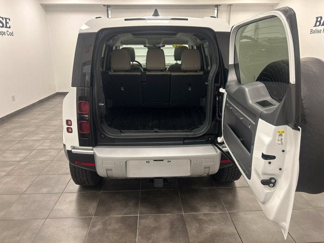 2024 Land Rover Defender 110 S