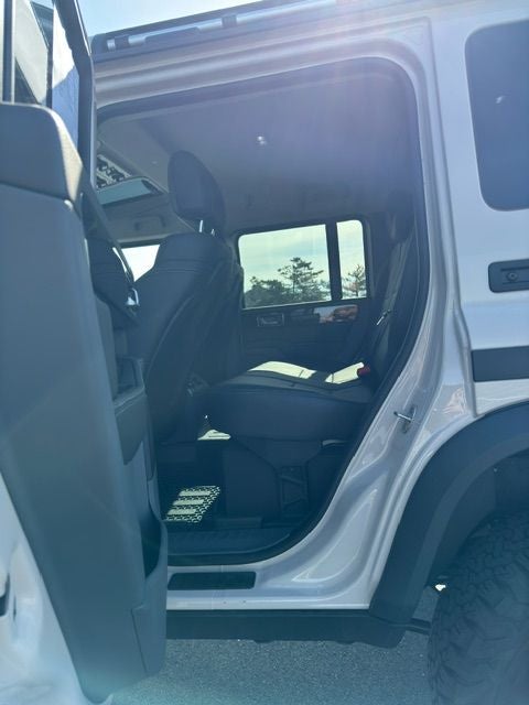 2025 INEOS Grenadier Base