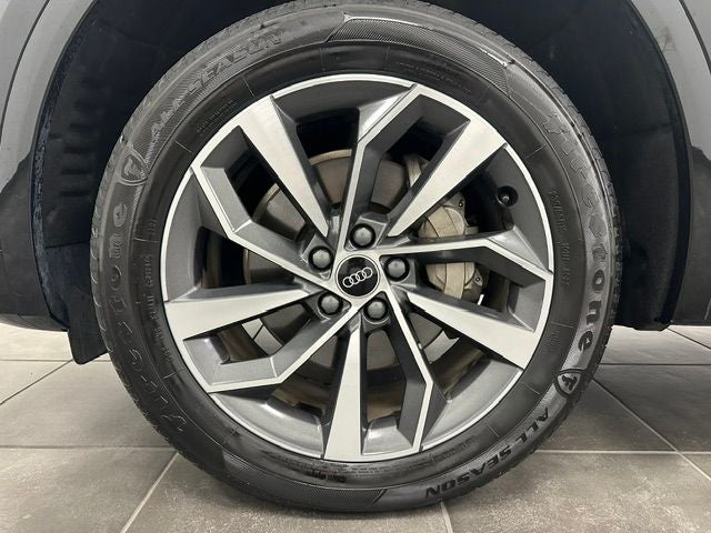 2024 Audi Q5 45 S line Premium quattro